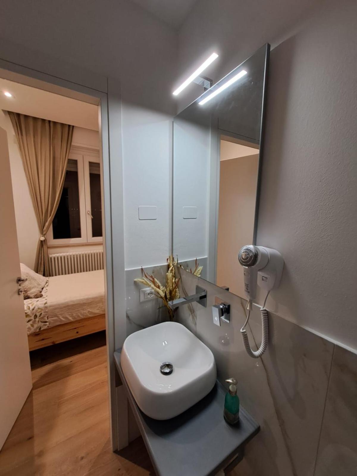 Keizna Rooms Cesena Esterno foto